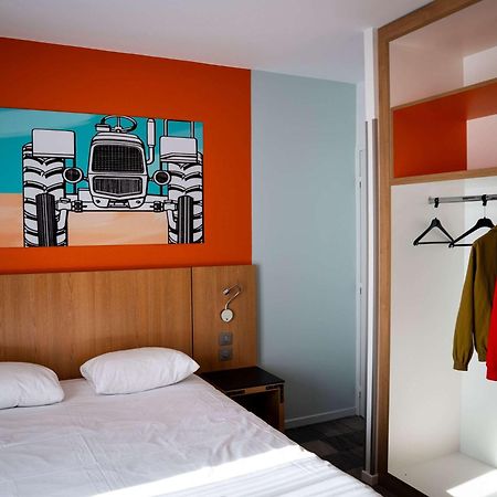 Hotel ibis Styles Bourbon Lancy Exterior foto